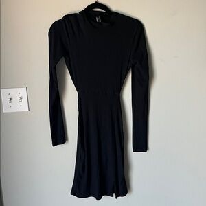 FOREVER 21Elegant Black Long Sleeve Dress